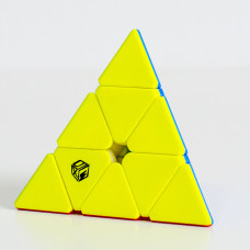 QiYi XMD Pyraminx V2 M