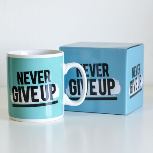 XL Never Give Up Šolja