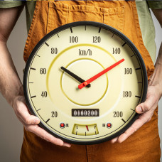 Brzinomer Zidni Sat
